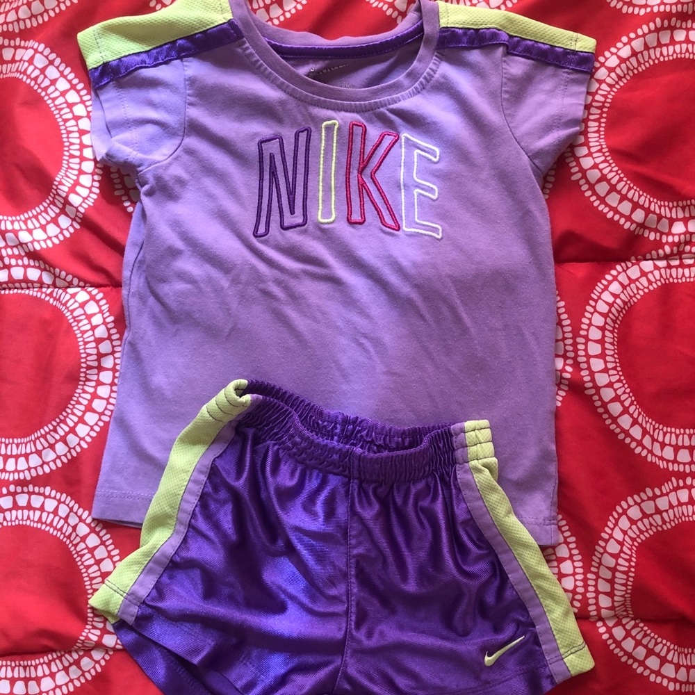 Toddler girl Nike set